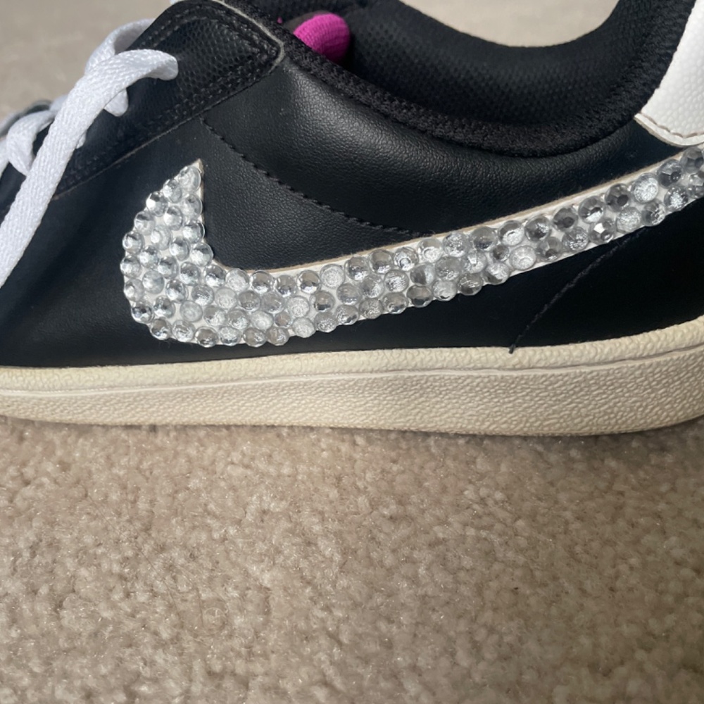 Nike Court Majestic Shoes with Rhinestones - Picture 9 of 9